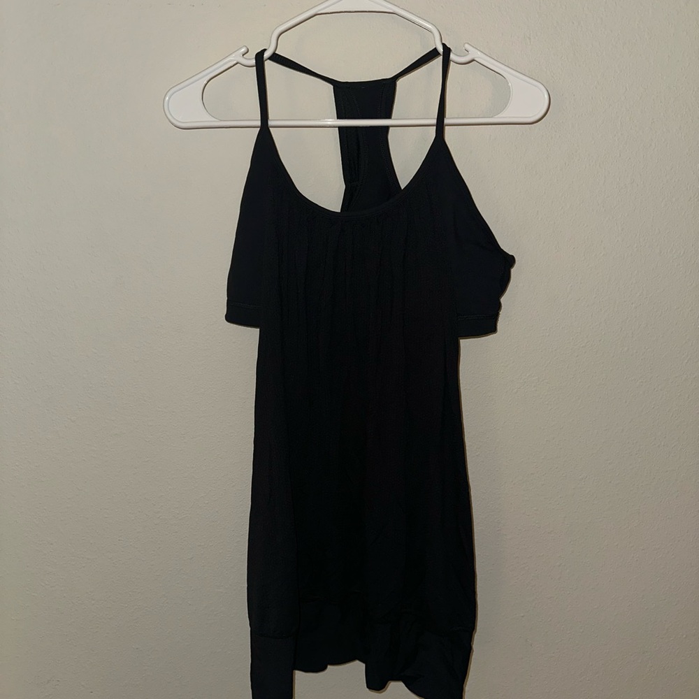Lululemon Vintage No Limits Tank with built in bra. Size 12